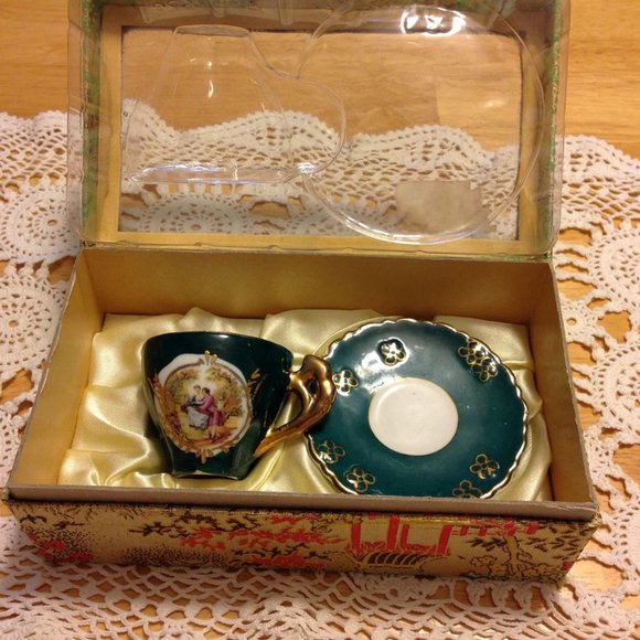 Genuine porcelain cup and saucer, My Treasure from Kingsbridge International - Picture 2 of 16